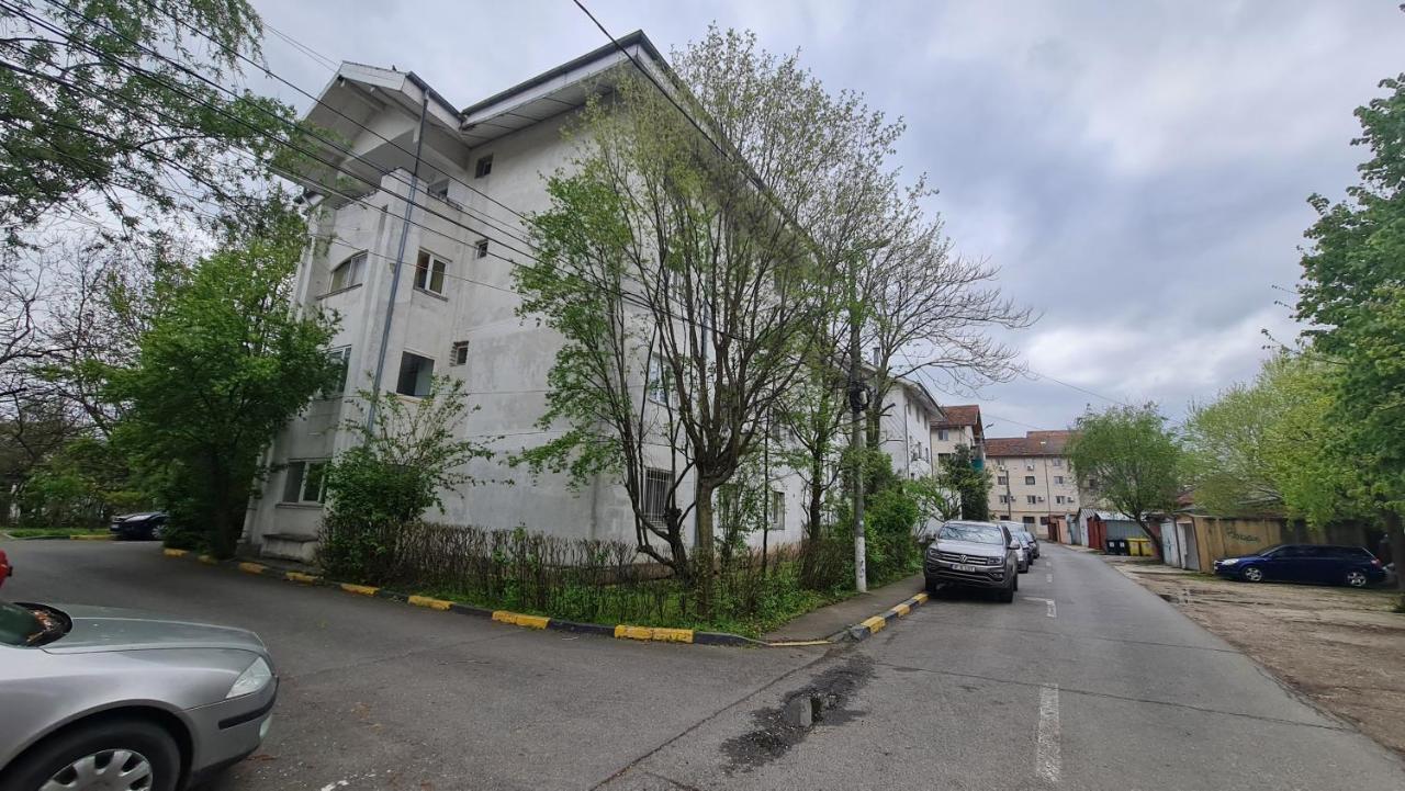 Vs Central Apartment Otopeni Exterior photo